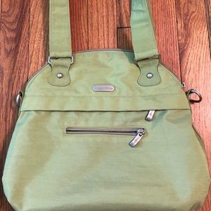 NWOT Cute Baggallini Crossbody Bag / Purse - Green
